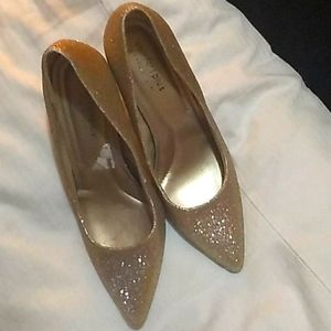 COMFORT PLUS PRODUCTIONE SIZE 6 PUMPS